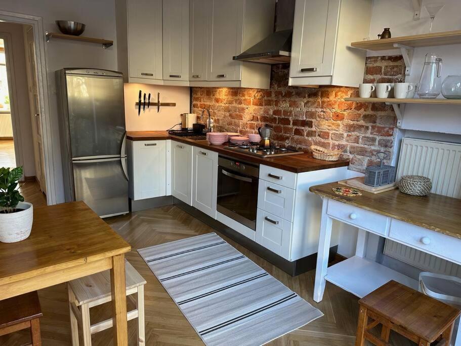 Apartmán Stary Mokotow, Z Ogrodkiem Varšava Exteriér fotografie